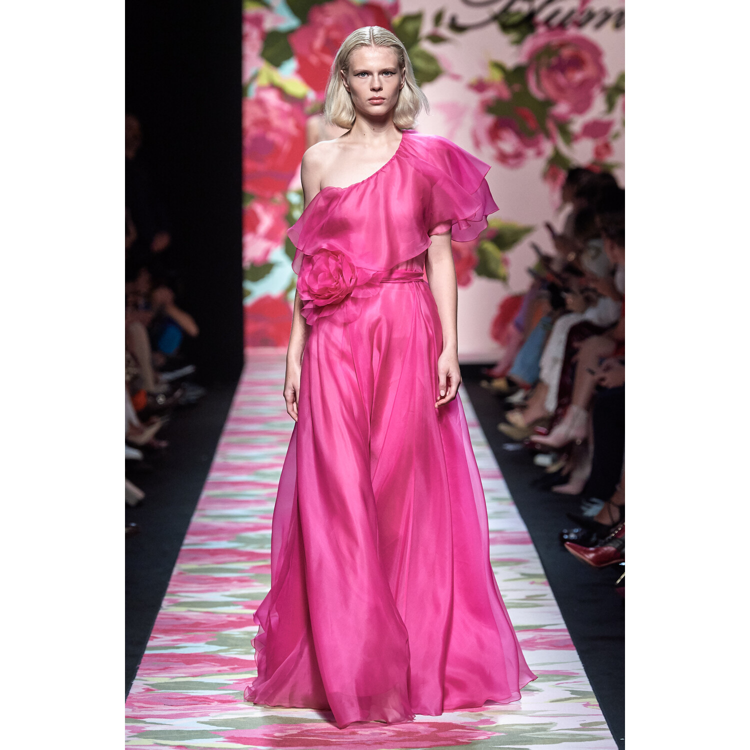 Фото Blumarine Spring 2020 / Blumarine весна-лето 2020 / Неделя моды: Милан